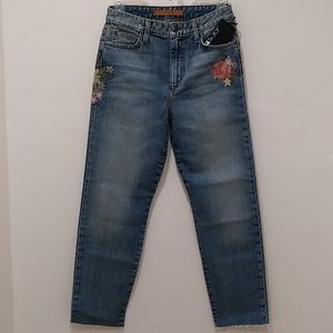 🌺HOST PICK🌺NWT Joes Jeans Debbie Straight Crop